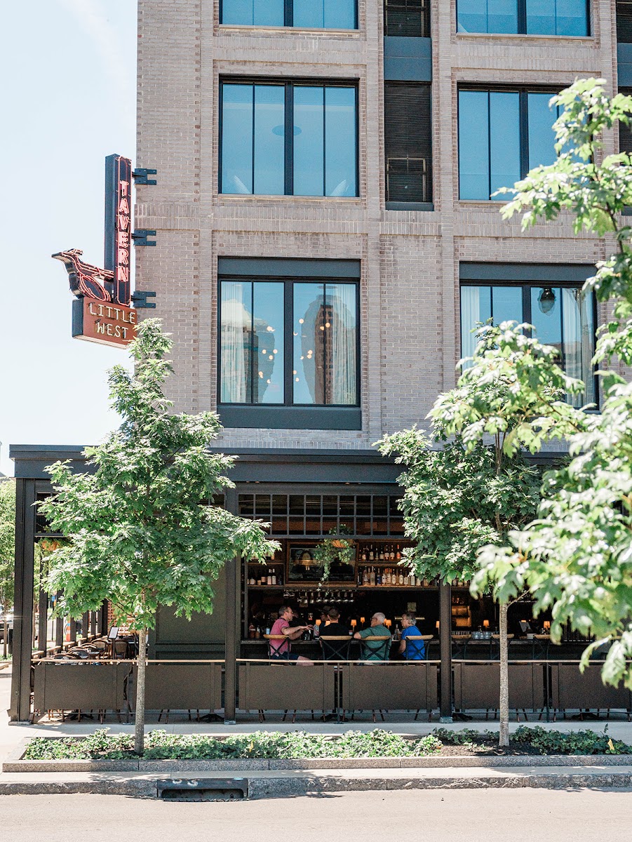 Little West Tavern-4